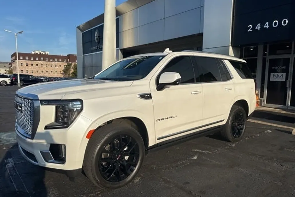 2023 Gmc Yukon Denali photo 1