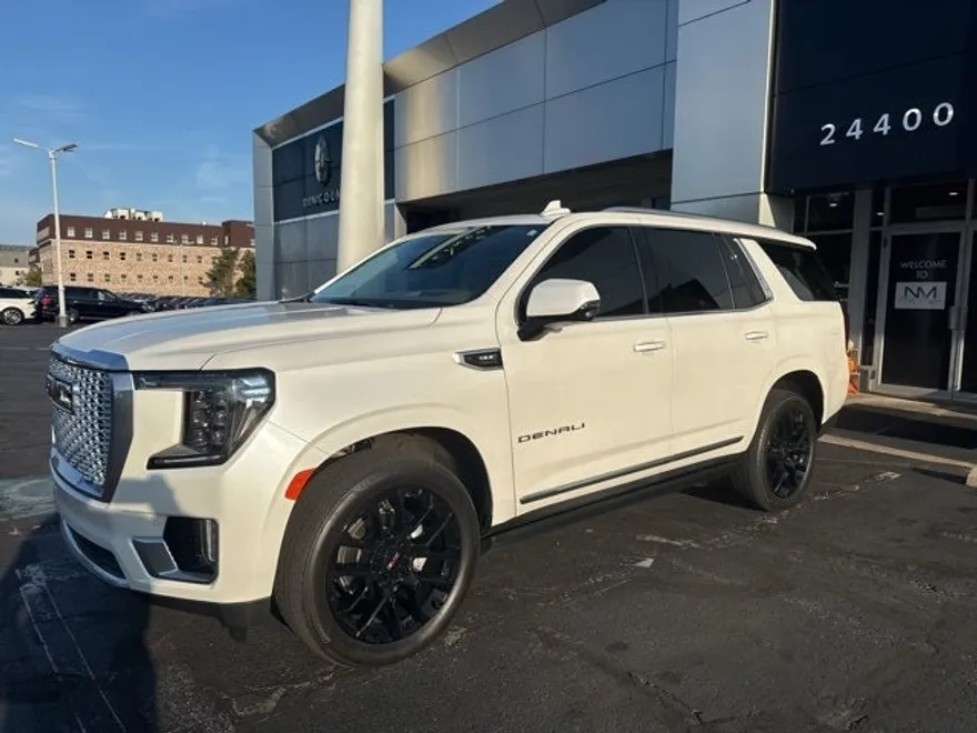 2023 Gmc Yukon Denali photo 1