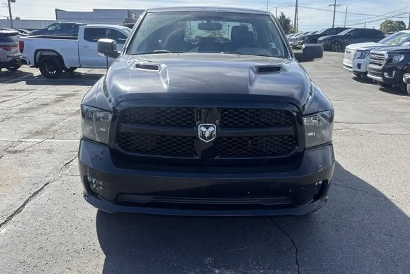 2011 Ram 1500 ST photo 1