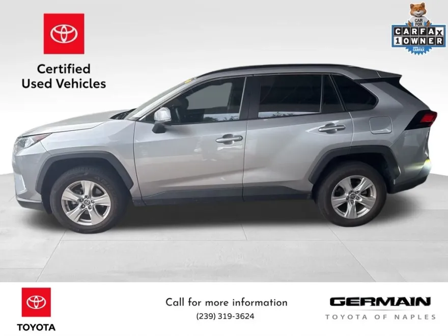 2021 Toyota RAV4 XLE photo 1