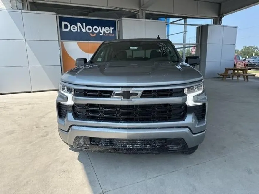 2026 Chevrolet Silverado 1500 RST photo 1