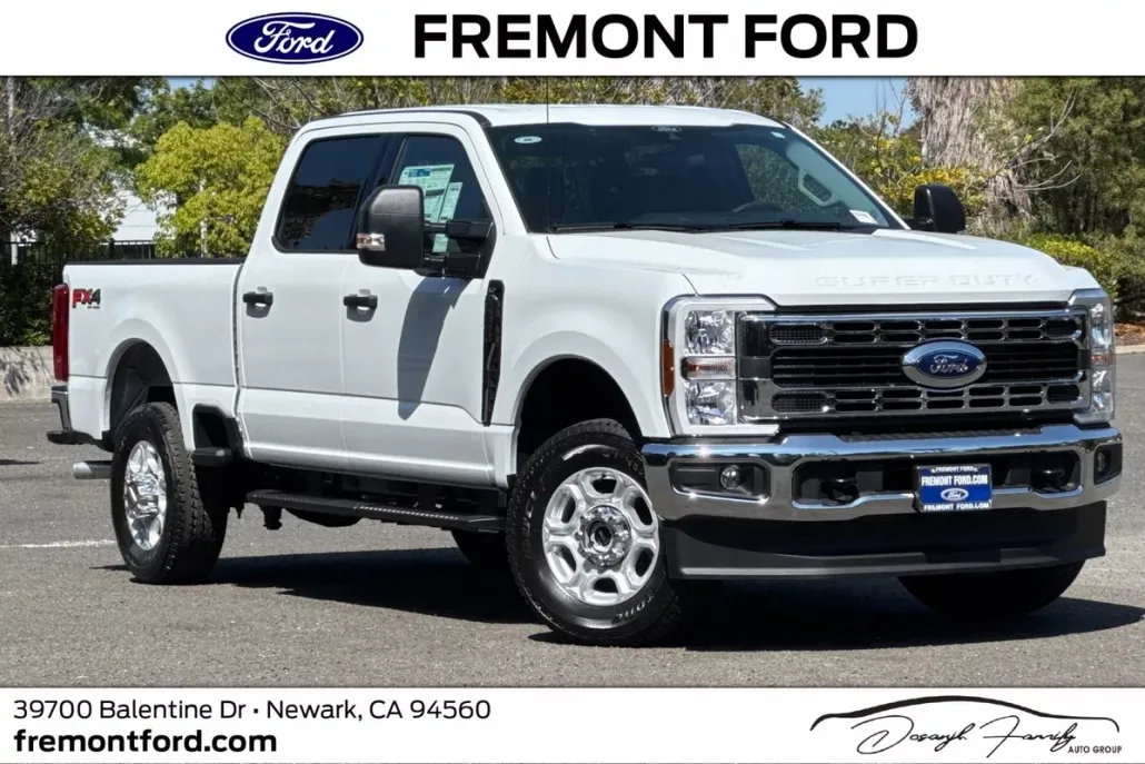 2025 Ford F-250 photo 1