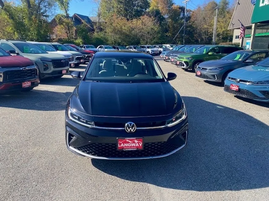 2025 Volkswagen Jetta 1.5T S photo 1