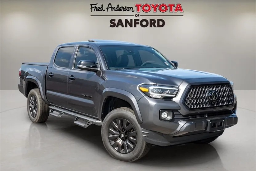2023 Toyota Tacoma Limited photo 1