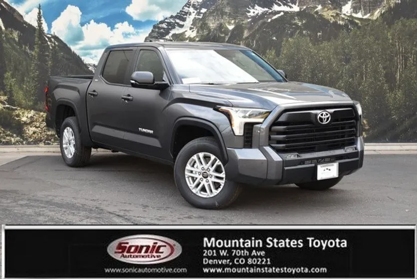 2026 Toyota Tundra SR5 CrewMax photo 1