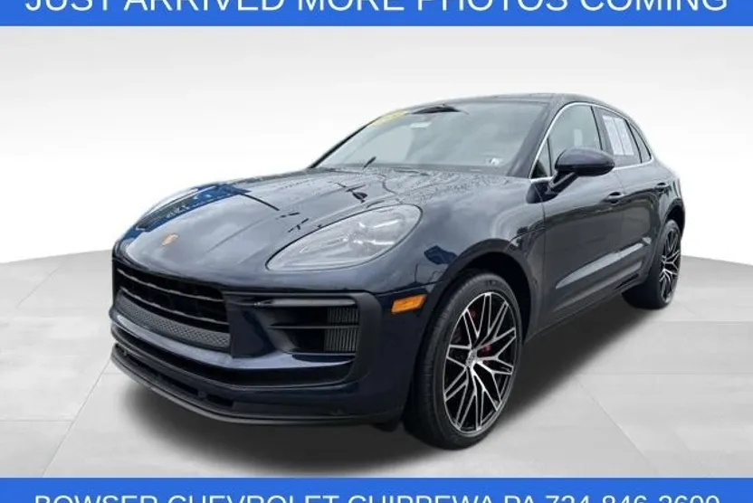 2022 Porsche Macan S photo 1