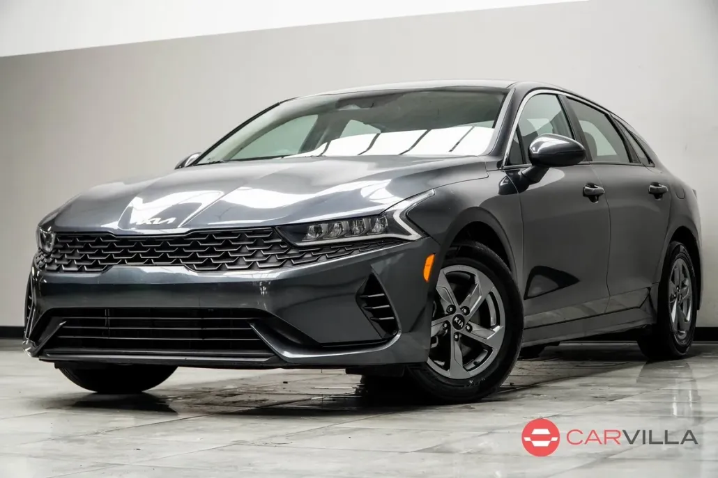 2022 Kia K5 LXS photo 1