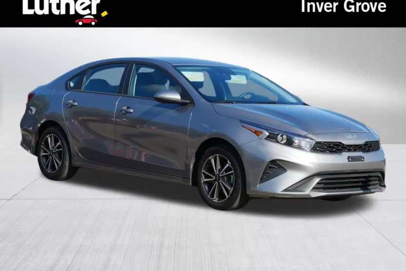 2024 Kia Forte LXS photo 1