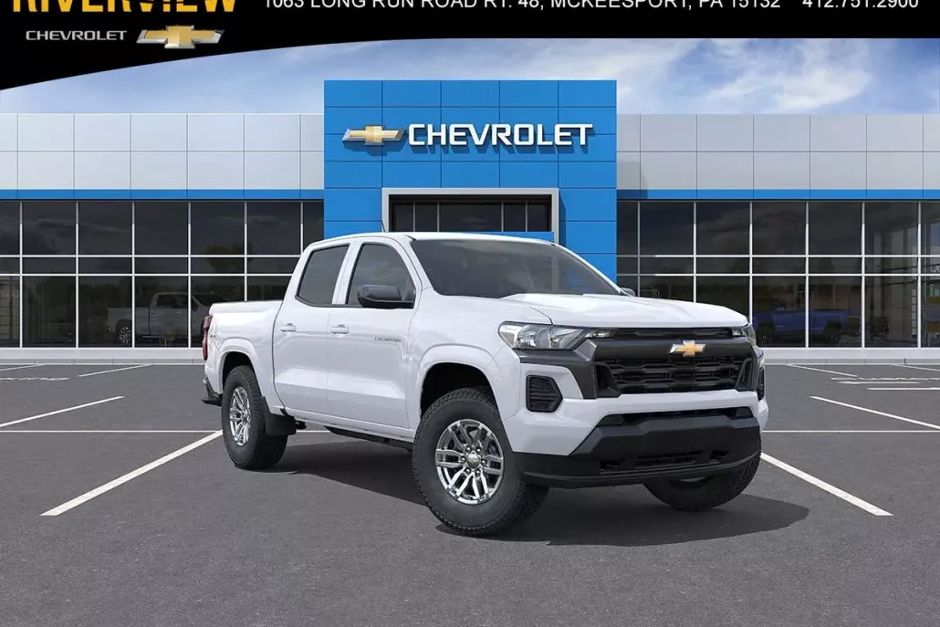 2025 Chevrolet Colorado Work Truck LT photo 1