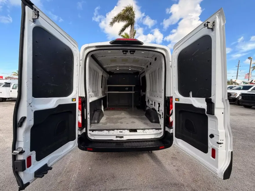 2019 Ford Transit Van photo 1