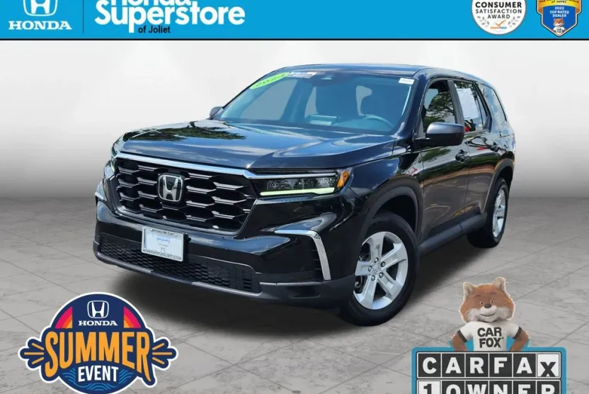 2024 Honda Pilot LX photo 1