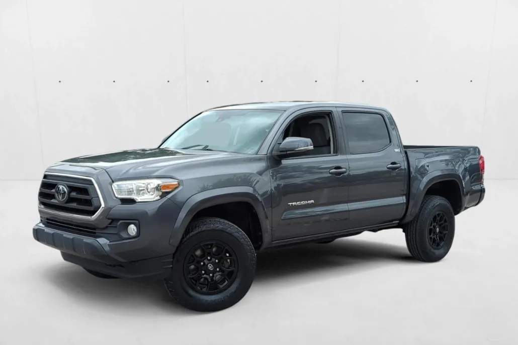2022 Toyota Tacoma SR5 Double Cab V6 photo 1