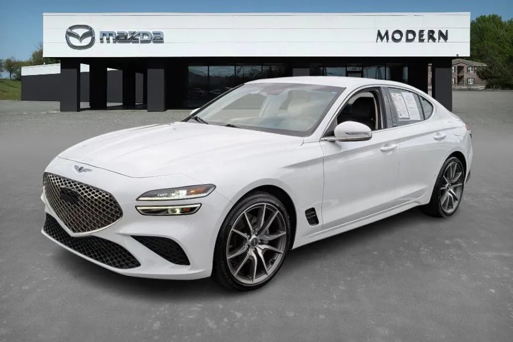 2023 Genesis G70 2.0T photo 1