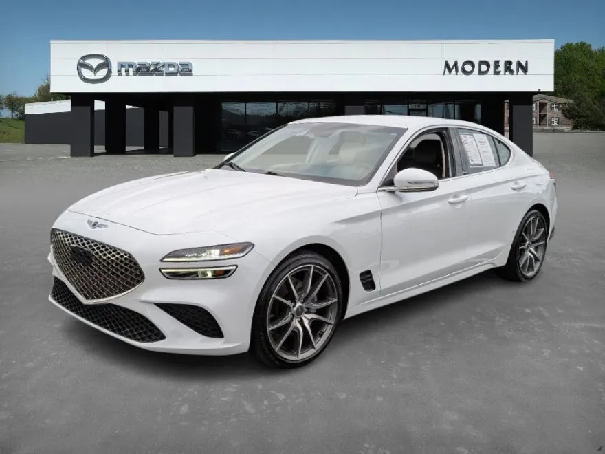 2023 Genesis G70 2.0T photo 1