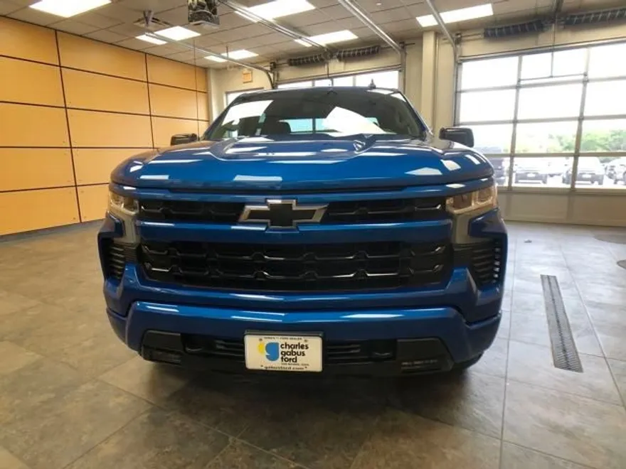 2023 Chevrolet Silverado 1500 RST photo 1