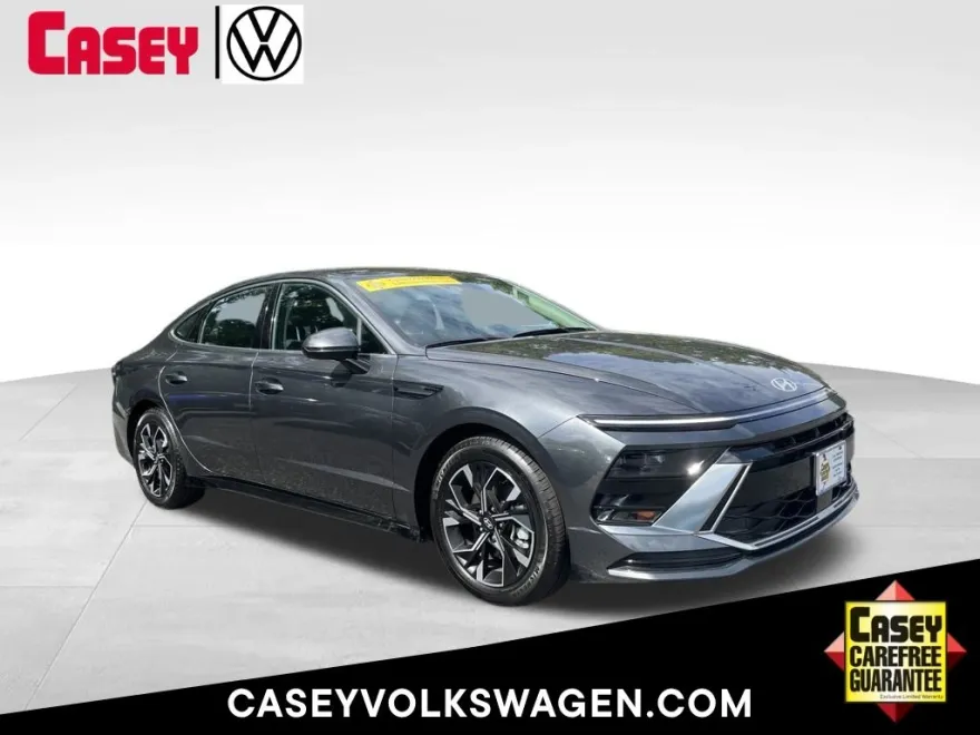 2024 Hyundai Sonata SEL photo 1