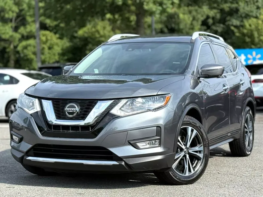 2018 Nissan Rogue SL photo 1