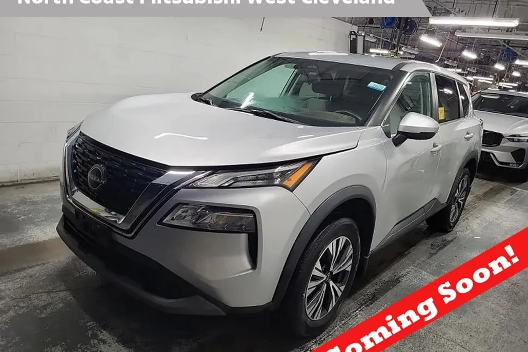 2022 Nissan Rogue SV photo 1