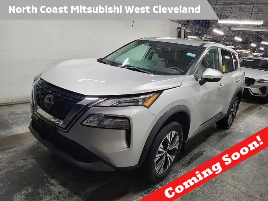 2022 Nissan Rogue SV photo 1