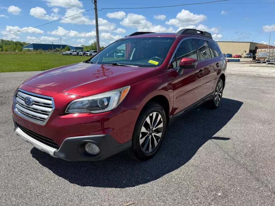 2017 Subaru Outback Limited photo 1