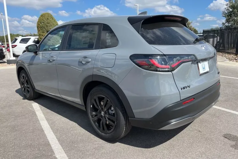 2026 Honda HR-V Sport photo 1
