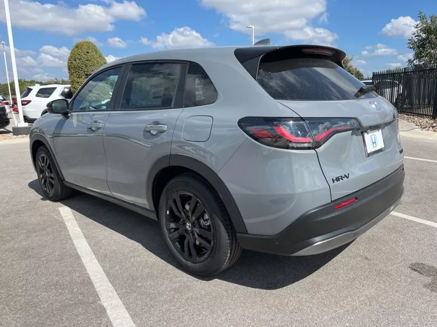 2026 Honda HR-V Sport photo 1