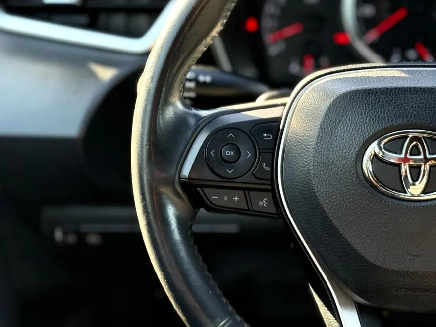 2019 Toyota Corolla SE photo 12