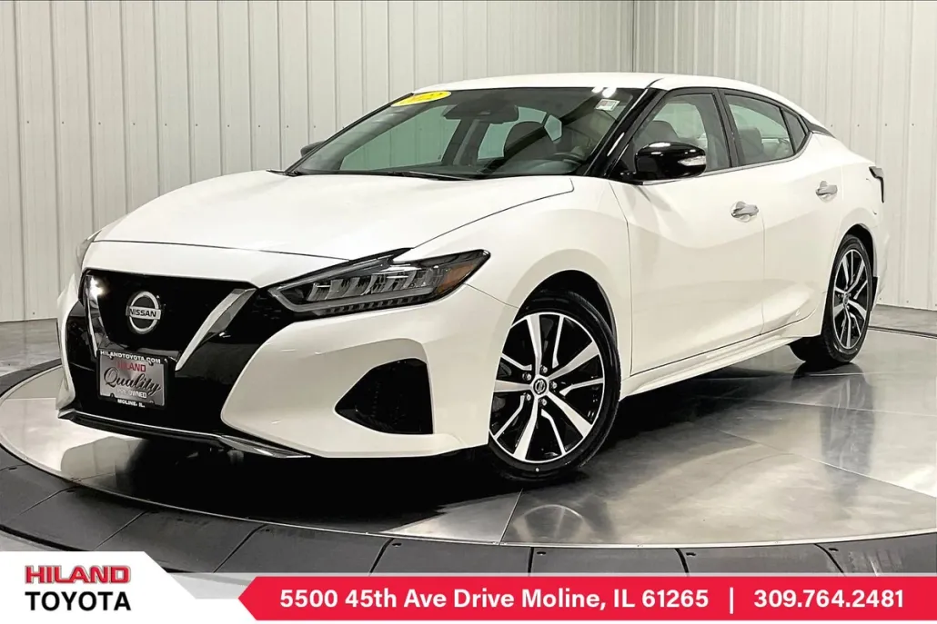 2022 Nissan Maxima SV photo 1