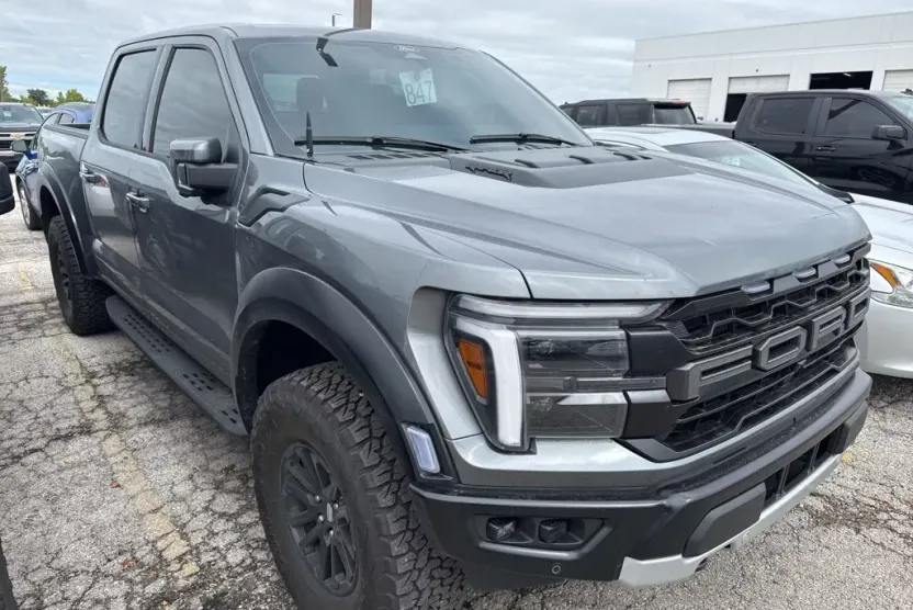 2025 Ford F-150 Raptor photo 1