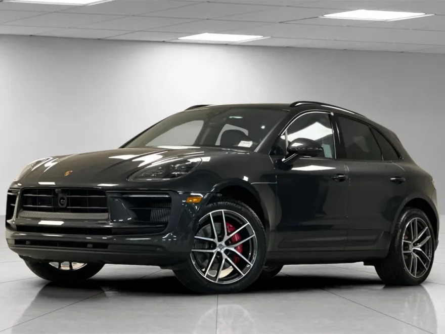 2025 Porsche Macan S photo 1