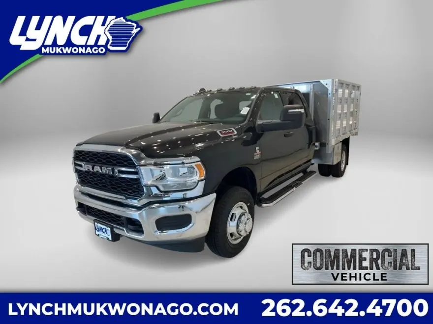 2024 Ram 3500 Tradesman photo 1