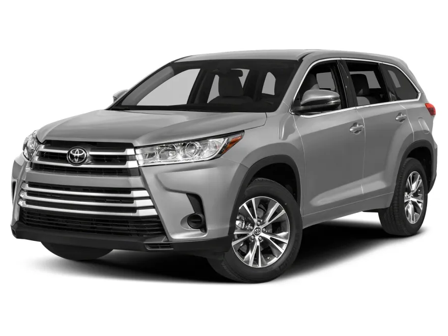2019 Toyota Highlander LE photo 1