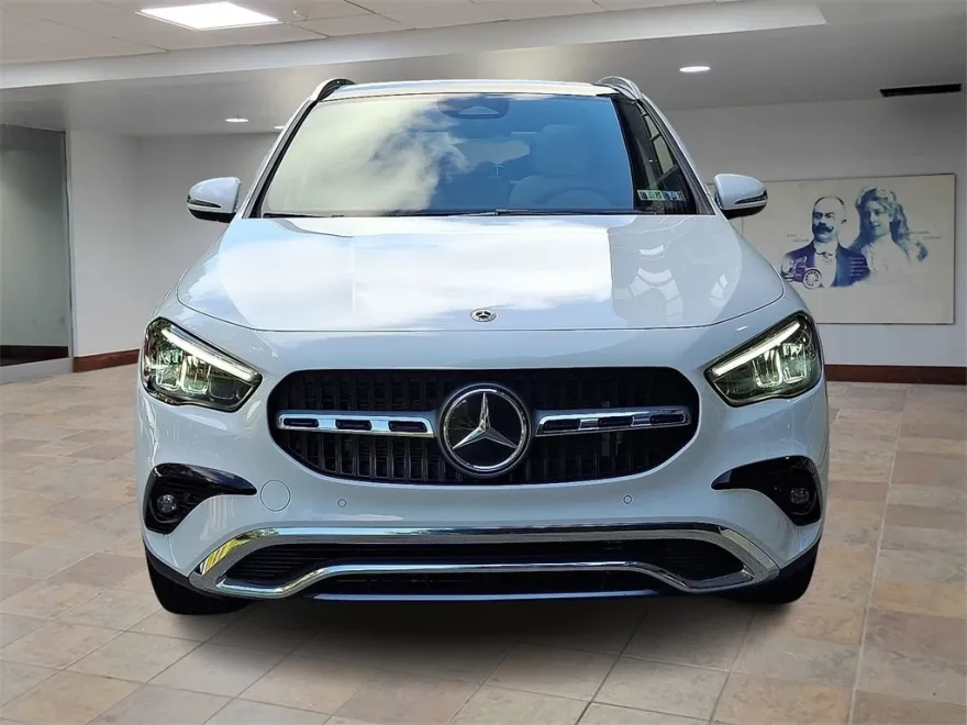 2025 Mercedes Benz GLA 250 4MATIC photo 1