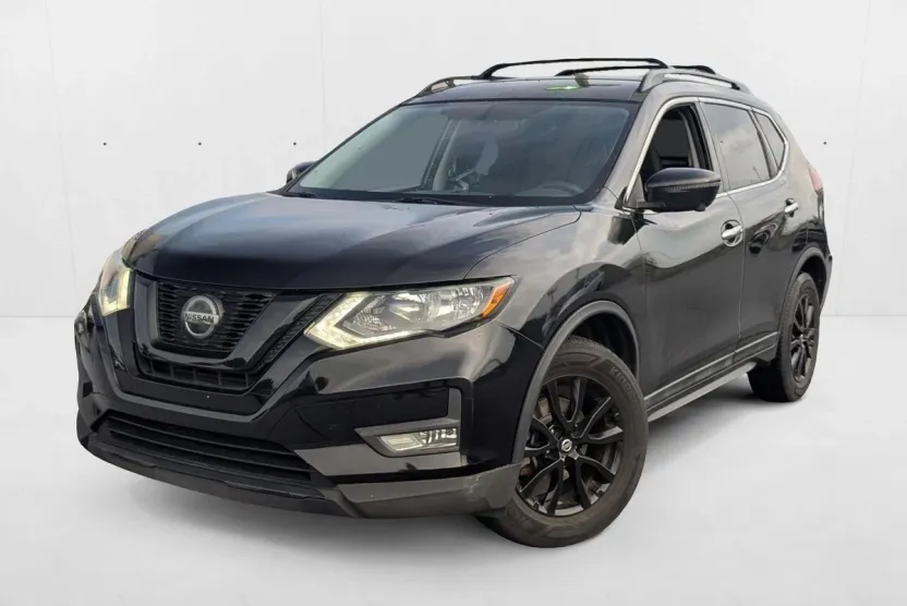 2018 Nissan Rogue SV photo 1