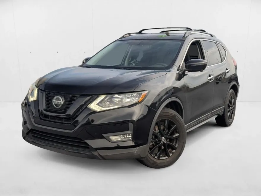 2018 Nissan Rogue SV photo 1