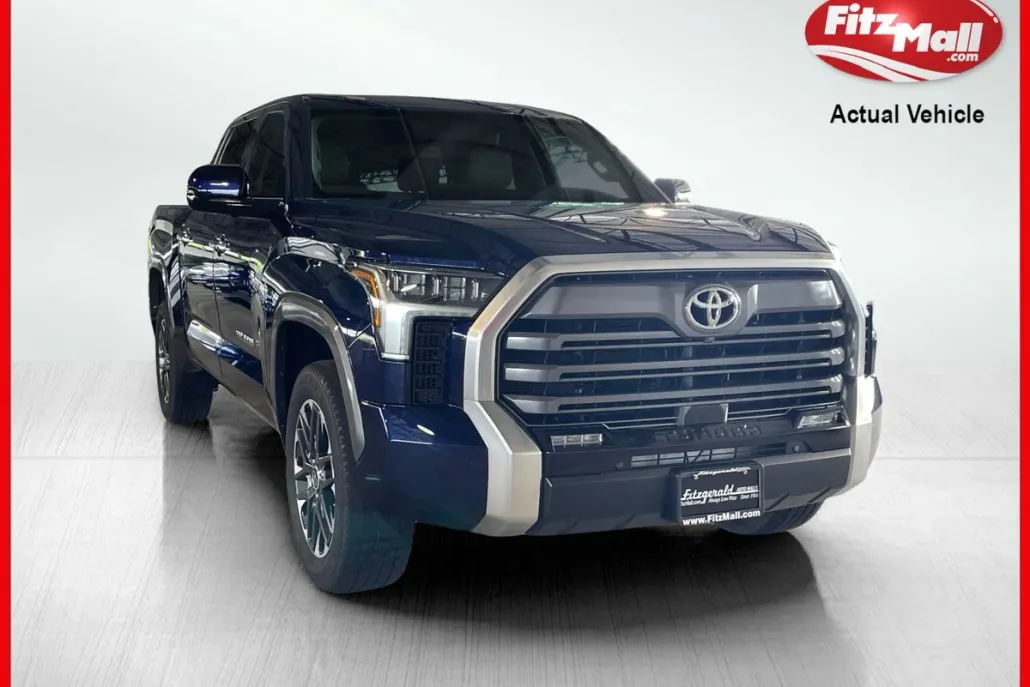 2023 Toyota Tundra Limited photo 1