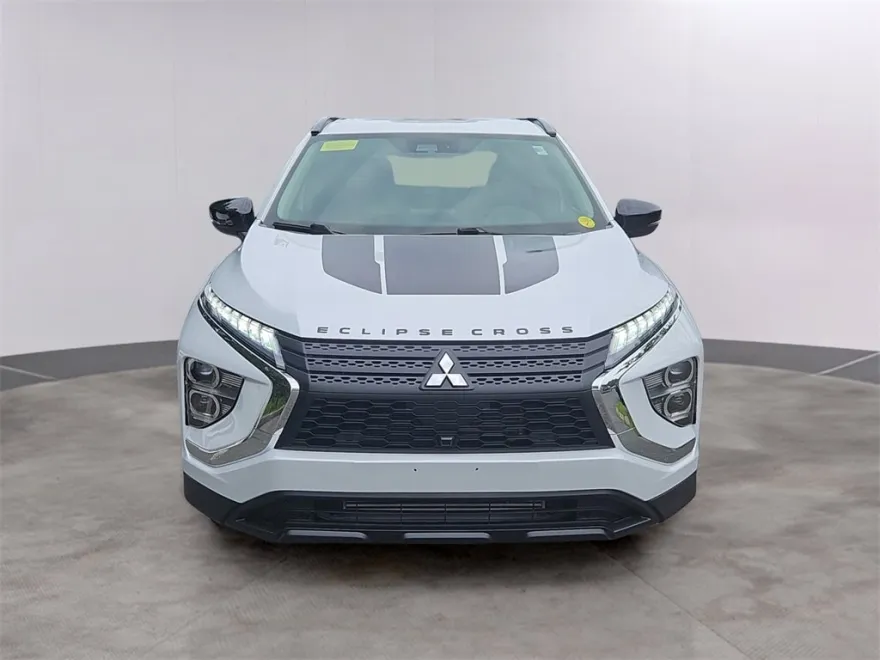 2024 Mitsubishi Eclipse Cross LE Ralliart photo 1