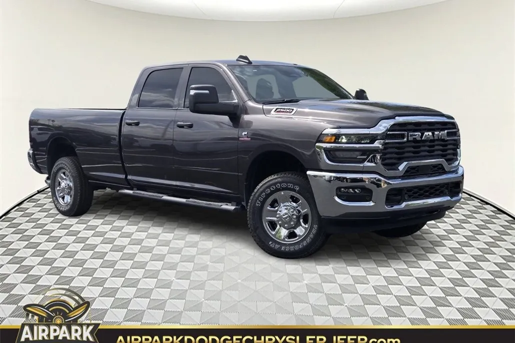 2025 Ram 2500 Tradesman photo 1