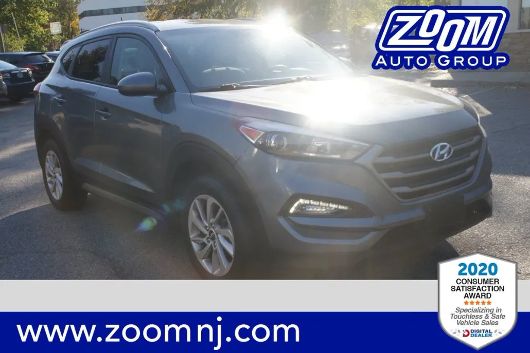 2016 Hyundai Tucson SE photo 1