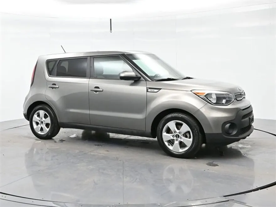 2017 Kia Soul Base photo 1