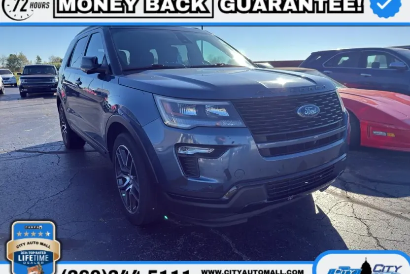 2019 Ford Explorer Sport photo 1
