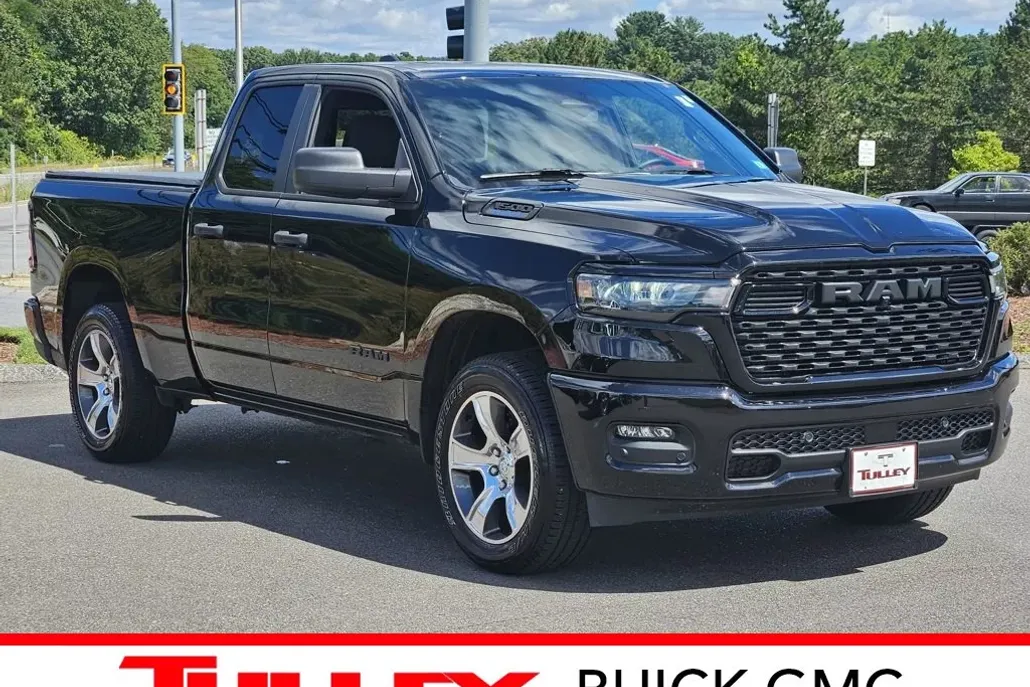 2025 Ram 1500 Tradesman photo 1