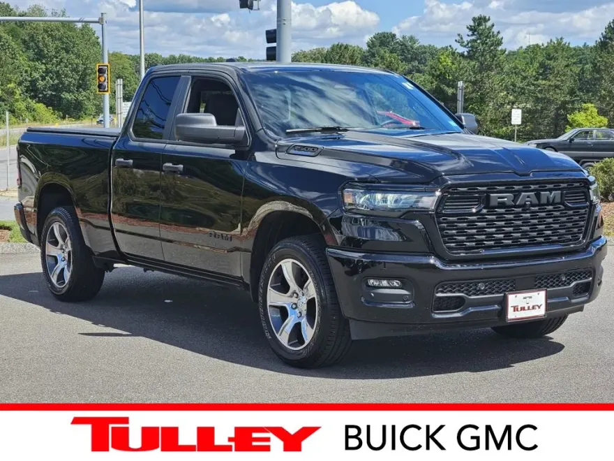 2025 Ram 1500 Tradesman photo 1