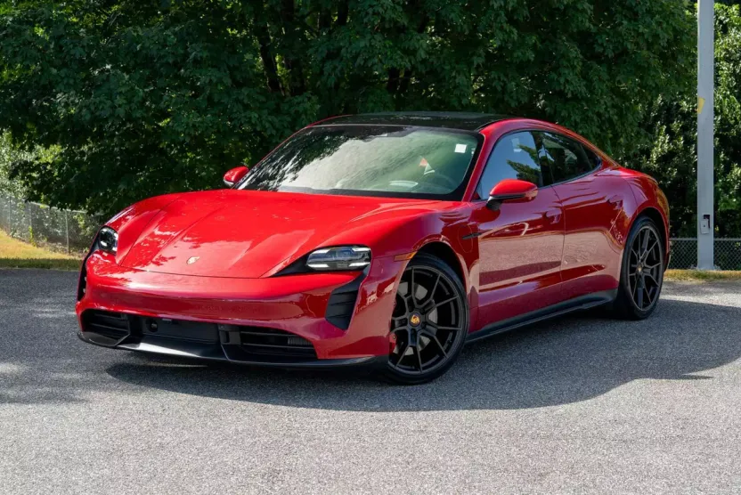 2023 Porsche Taycan GTS photo 1