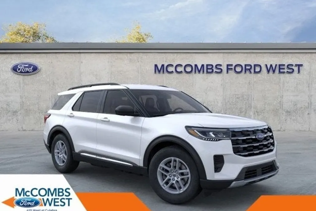 2025 Ford Explorer photo 1
