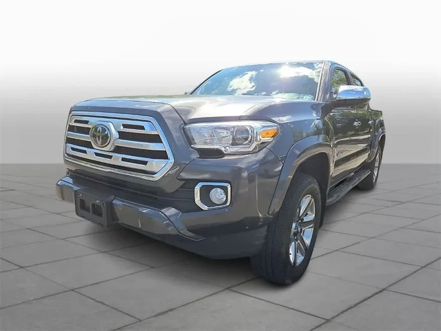 2019 Toyota Tacoma Limited photo 1