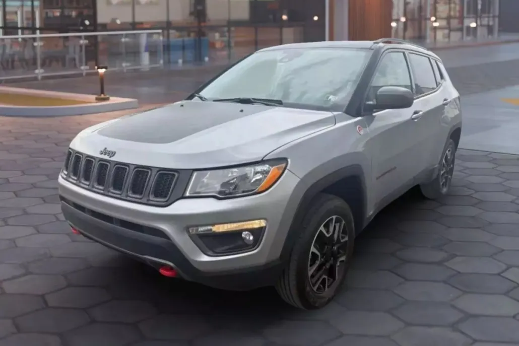 2021 Jeep Compass Trailhawk Sport photo 1