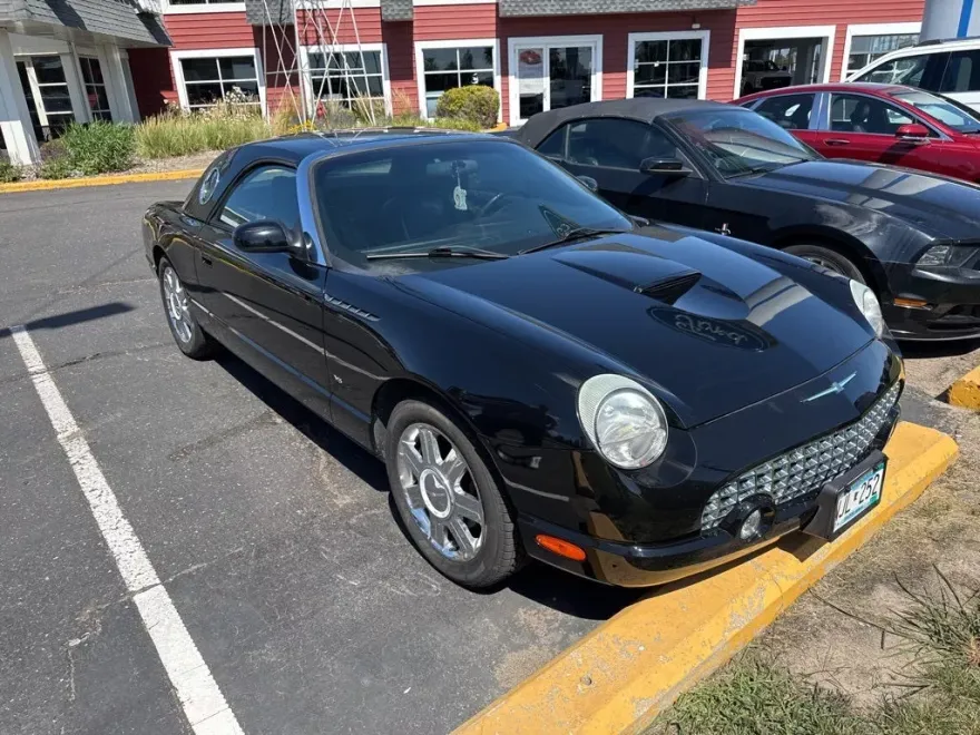 2004 Ford Thunderbird Base photo 1