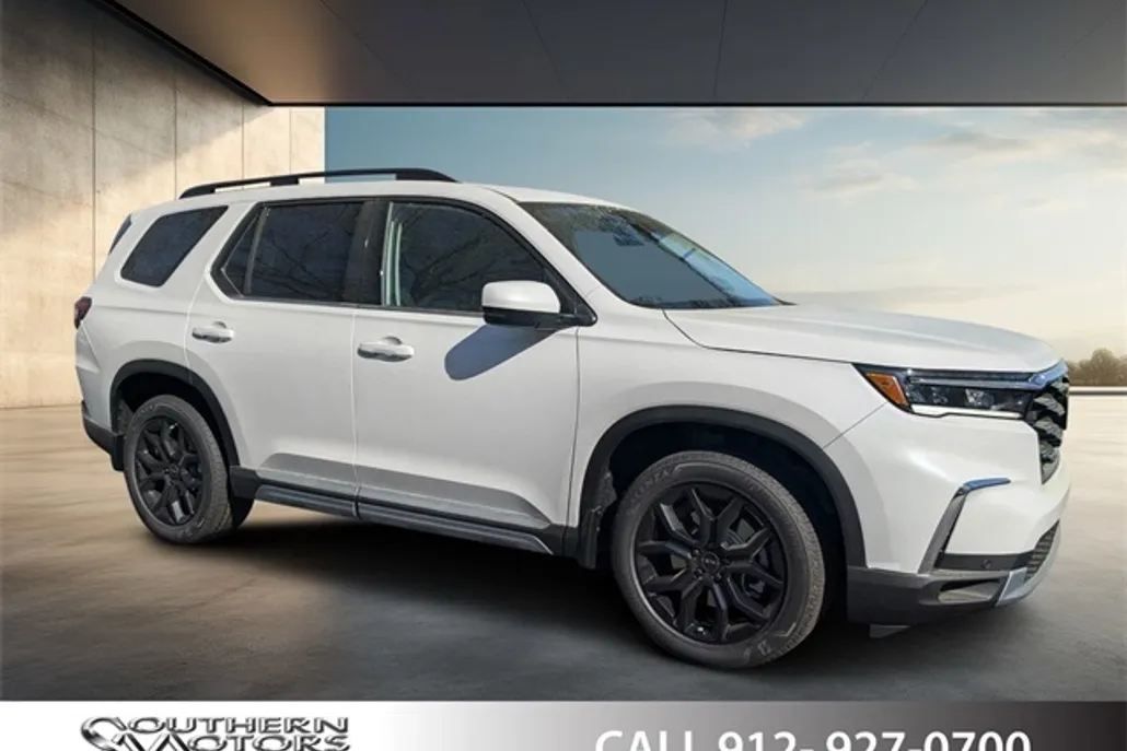 2025 Honda Pilot Touring photo 1