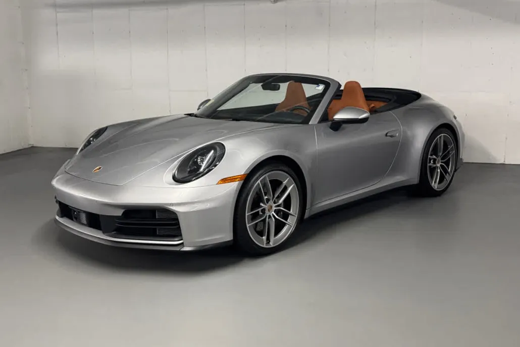 2025 Porsche 911 photo 1